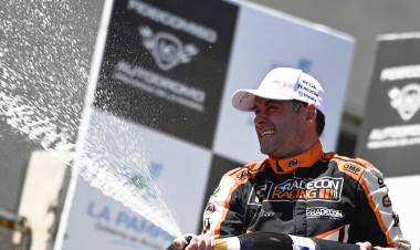 TURISMO CARRETERA: CHRISTIAN LEDESMA REGRESÓ A LA VICTORIA EN LA PAMPA