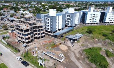 EDIFICIO PIACENTINI: OBRA EN MARCHA Y CRECIMIENTO URBANO PARA RESISTENCIA