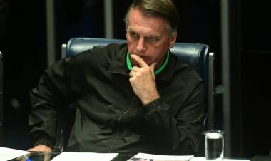 BRASIL: BOLSONARO YA PUEDE CUMPLIR SU CONDENA POR GOLPISMO