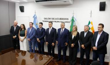 CAMBIOS EN EL GABINETE: JURARON LOS NUEVOS MINISTROS DE GOBIERNO Y DESARROLLO HUMANO