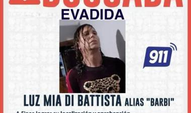 SE VOLVIÓ A FUGAR "BARBI", ACUSADA POR EL ROBO MILLONARIO A UNA JOYERÍA DE RESISTENCIA