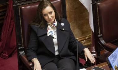 REFORMA LABORAL: VILLARRUEL CITA A LOS JEFES DE BLOQUE PARA ARRANCAR EL DEBATE