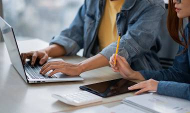 EL GOBIERNO DE PORTUGAL APROBÓ EL AUMENTO DEL SALARIO MÍNIMO PARA 2026