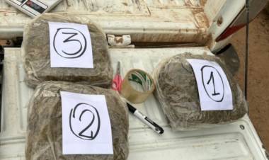 EFECTIVOS DETUVIERON A TRES HOMBRES Y SECUESTRARON MÁS DE DOS KILOS DE MARIHUANA