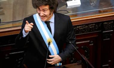 SEMANA CLAVE PARA EL GOBIERNO: EXPECTATIVA POR LA APROBACIÓN DE LA REFORMA LABORAL EN EL CIERRE DE LAS EXTRAORDINARIAS