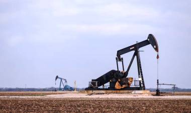 PETRÓLEO A LA BAJA E INFLACIÓN Y TASAS EN ALZA: EL PRONÓSTICO SOBRE LAS CONSECUENCIAS DE LA GUERRA EN MEDIO ORIENTE