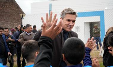 CHARATA: ZDERO ACOMPAÑÓ LA 28° FIESTA PROVINCIAL DEL CERDO E INAUGURÓ NUEVAS OBRAS EN EL CLUB COOPERATIVISTA