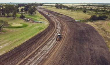 VILLA ÁNGELA: AVANZAN LAS OBRAS DEL GOBIERNO PROVINCIAL EN EL AUTÓDROMO