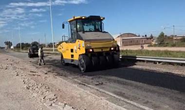 COMENZARON LOS TRABAJOS SOBRE LA RUTA NACIONAL Nº 16 ENTRE AVIA TERAI Y RÍO MUERTO