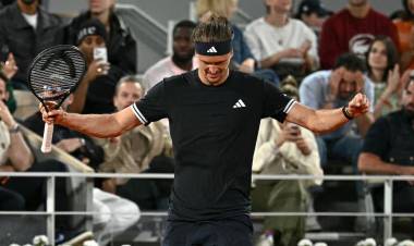 ROLAND GARROS: ZVEREV LE GANÓ A JÓDAR Y SE METIÓ EN LAS SEMIFINALES