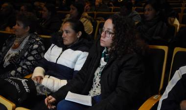 EL GOBIERNO PROVINCIAL CAPACITÓ A PERSONAL DE RESIDENCIAS DE ADULTOS MAYORES EN MANIPULACIÓN SEGURA DE ALIMENTOS