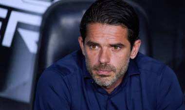 CIGARRILLOS Y CAFÉ: LOS HÁBITOS DE FERNANDO GAGO QUE PREOCUPARON TRAS EL INFARTO