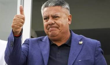 “SEAN SERIOS”: “CHIQUI” TAPIA CRUZÓ A GASTÓN EDUL Y NEGÓ QUE EL “CUTI” ROMERO SE HAYA HECHO UNA RESONANCIA