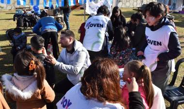 EL TREN 25 DE MAYO YA ATIENDE EN BARRANQUERAS CON SERVICIOS MÉDICOS, TRÁMITES Y ASISTENCIA HASTA EL 3 DE JULIO