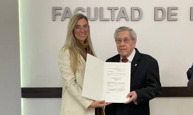 EL PODER LEGISLATIVO ACOMPAÑÓ LA DISTINCIÓN AL INGENIERO ROBERTO RODRÍGUEZ COMO PROFESOR EXTRAORDINARIO DE LA UNNE