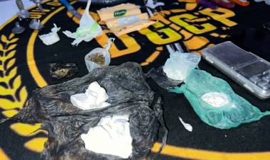 VILLA ÁNGELA: ALLANAMIENTO ANTIDROGAS: DOS MUJERES APREHENDIDAS Y SECUESTRO DE COCAÍNA