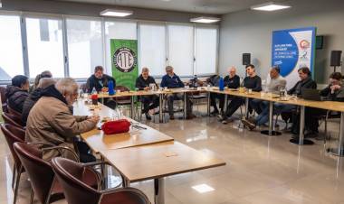 ATE Y PYMES ACUERDAN PLAN DE LUCHA PARA DEFENDER EL EMPLEO Y LA PRODUCCIÓN NACIONAL
