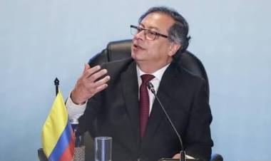 PETRO CONDENÓ EL ASESINATO DE UN JOVEN COLOMBIANO A MANOS DEL ICE
