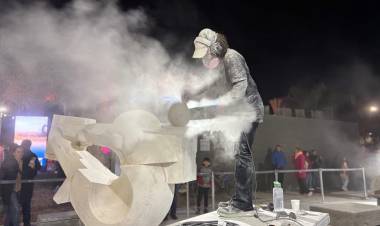 LA BIENAL ENTRA EN SU ETAPA FINAL: INVITAN A VIVIR LOS ÚLTIMOS DÍAS DEL MAYOR ENCUENTRO DE ESCULTURA A CIELO ABIERTO