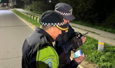 CAMINERA INTERVINO CARGAS, SECUESTRÓ UN AUTOMÓVIL CON PEDIDO JUDICIAL Y SECUESTRO MÁS DE 50 MOTOCICLETAS