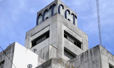 LOS MOVIMIENTOS DE LA CGT, ENTRE LA BÚSQUEDA DE AFILIADOS AL PJ Y LA AUDIENCIA CON EL PAPA