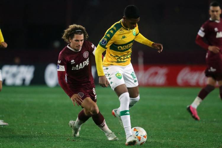 LANÚS PERDIÓ CON CUIABÁ PERO FINALIZÓ PRIMERO