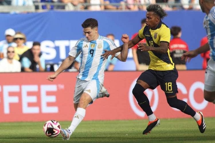 DI MARÍA SE MOSTRÓ CONFORME CON EL RENDIMIENTO