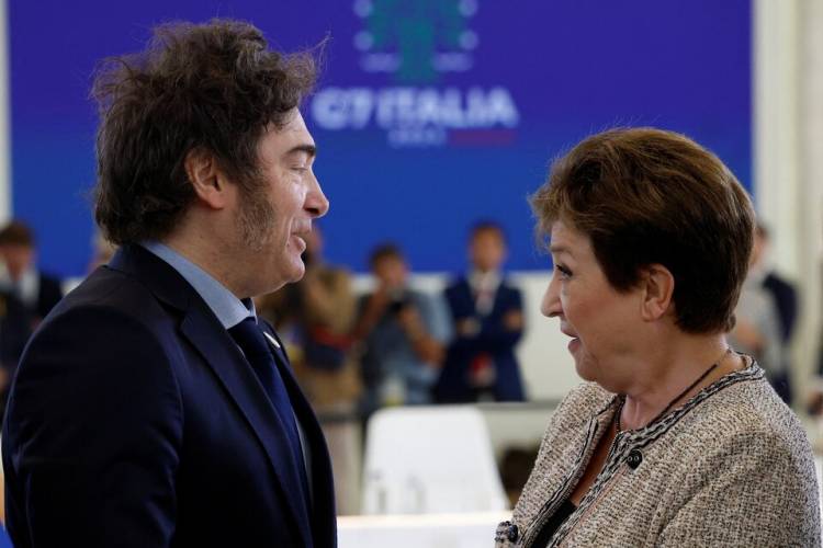 MODELO EN CRISIS. EL FONDO LO HIZO DE NUEVO