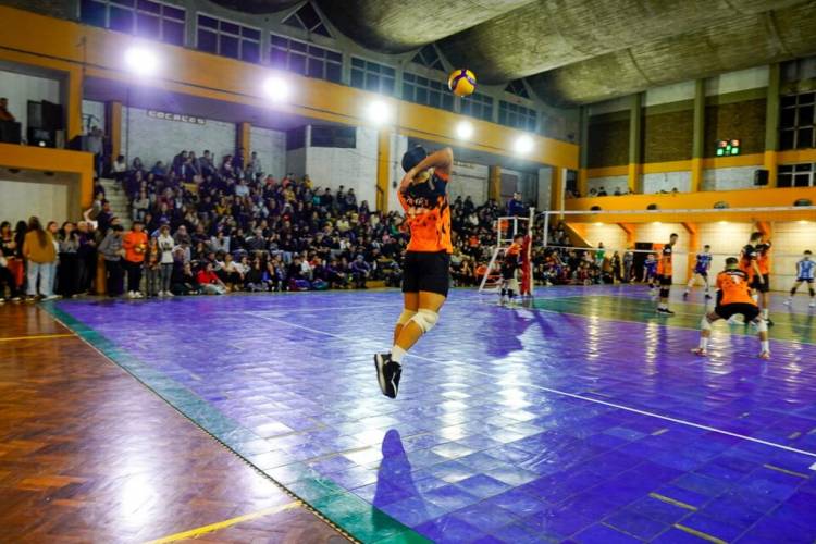 UN EVENTO DISTINTO EN EL VOLEIBOL: DESAFÍO 77 VITALCAN
