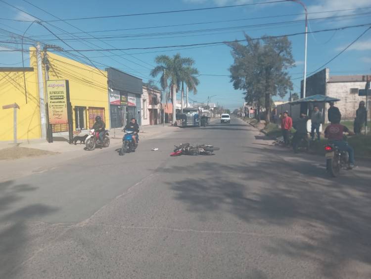 UN MOTOCICLISTA LESIONADO EN UN ACCIDENTE DE TRÁNSITO