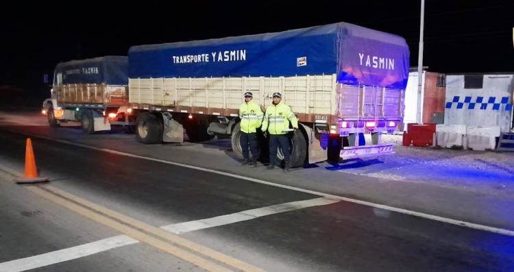 POLICÍA CAMINERA RECUPERÓ 1 MOTO, DETECTÓ 37 ALCOHOLEMIAS, LABRÓ 283 ACTAS Y REALIZÓ VARIAS INTERVENCIONES