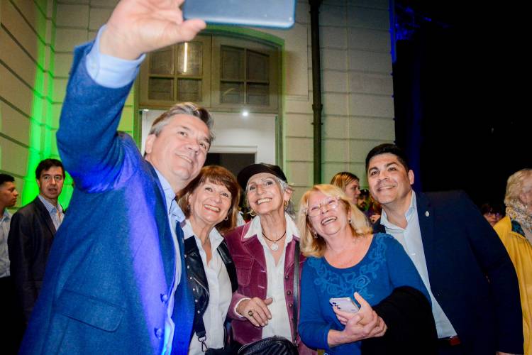 RESISTENCIA: EL GOBERNADOR ZDERO ACOMPAÑÓ LA REAPERTURA DEL MUSEO DE CIENCIAS NATURALES “AUGUSTO SCHULZ” 