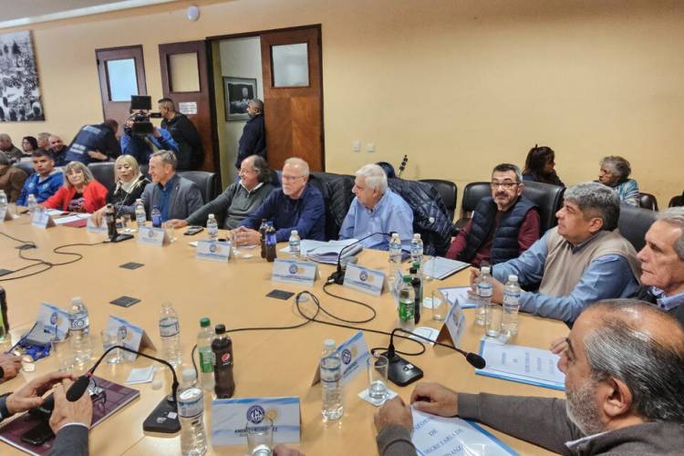 LA CGT: LEJOS DE MILEI Y MÁS CERCA DE LA PROTESTA