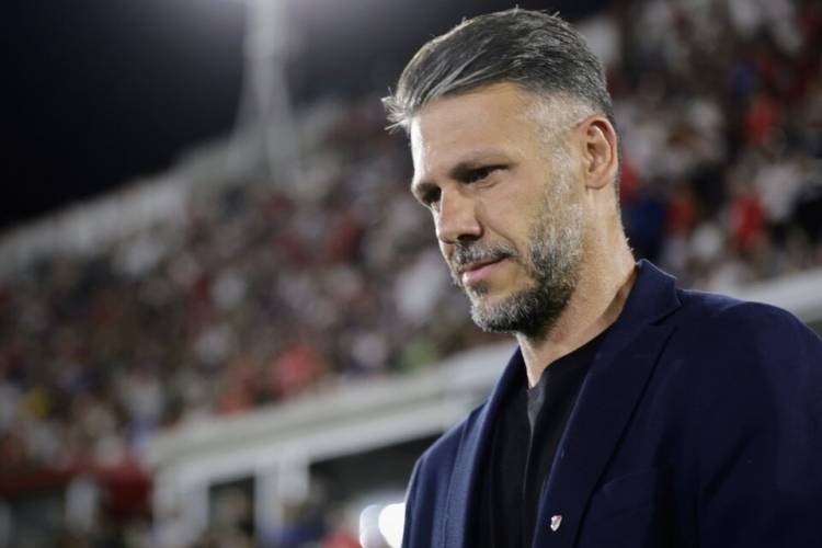 DEMICHELIS TIENE LAS HORAS CONTADAS EN RIVER