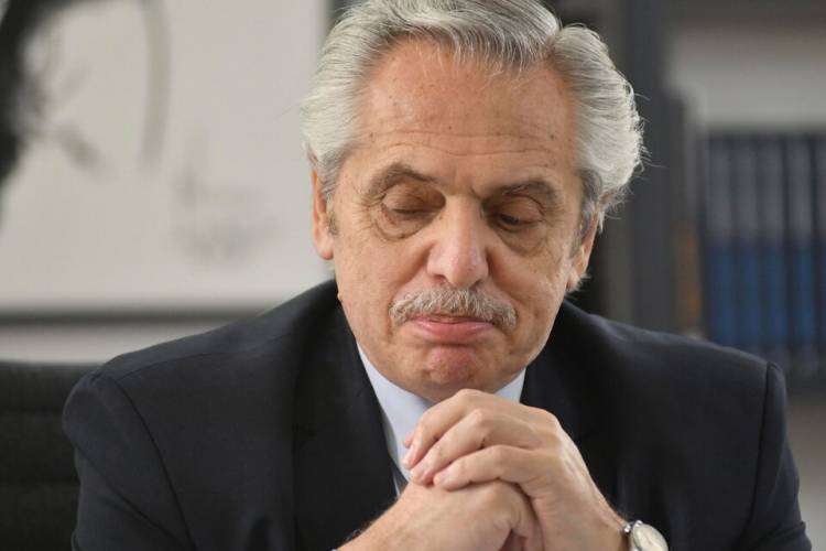 MAYRA MENDOZA CARGÓ CONTRA ALBERTO FERNÁNDEZ LUEGO DE LAS SUPUESTAS AGRESIONES CONTRA FABIOLA YAÑEZ