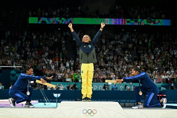 HIZO HISTORIA: REBECA ANDRADE GANÓ EL ORO EN GIMNASIA DE SUELO