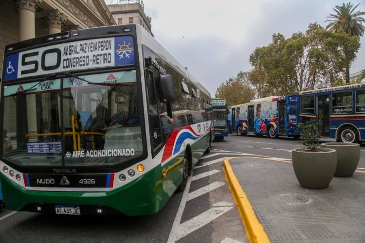 TRASPASO DE 31 LÍNEAS DE COLECTIVOS A CIUDAD DE BUENOS AIRES: QUÉ VA A PASAR CON EL BOLETO