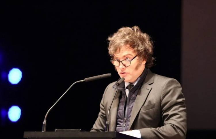 "LOS QUE NO COMPRENDAN LA RESPONSABILIDAD, NO TIENEN NADA QUE HACER EN LLA", EL MENSAJE DE MILEI A LA INTERNA LIBERTARIA