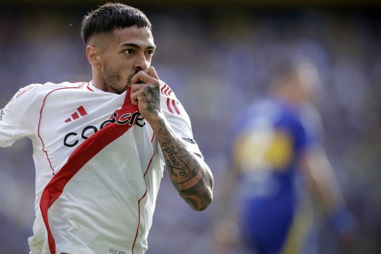 MEMES, DIEGO MARTÍNEZ Y EL GOL ANULADO A GIMÉNEZ: ¿QUÉ SE BUSCÓ EN GOOGLE DEL SUPERCLÁSICO?