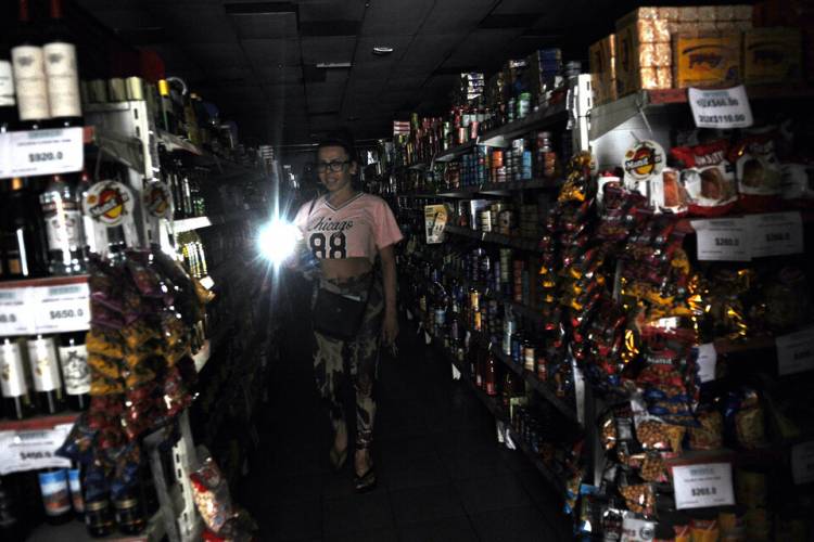 CORTES DE LUZ PROGRAMADOS: LAS IDAS Y VUELTAS DEL GOBIERNO