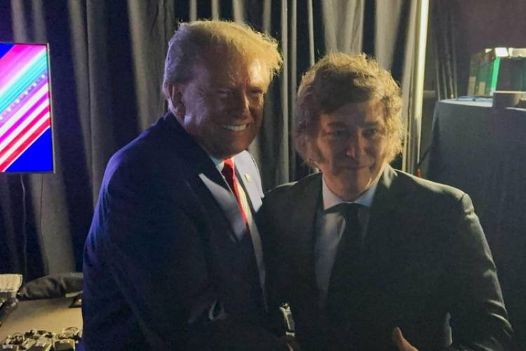 DONALD TRUMP PRIORIZÓ A OTROS MANDATARIOS Y AÚN NO ACEPTÓ LA LLAMADA DE JAVIER MILEI