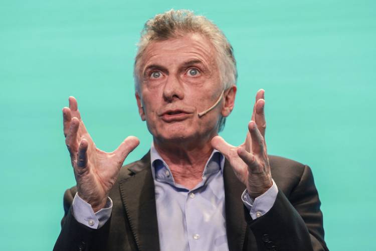 MACRI SE QUEJA DEL NINGUNEO DEL GOBIERNO Y AMENAZA CON QUITARLE APOYO EN EL CONGRESO