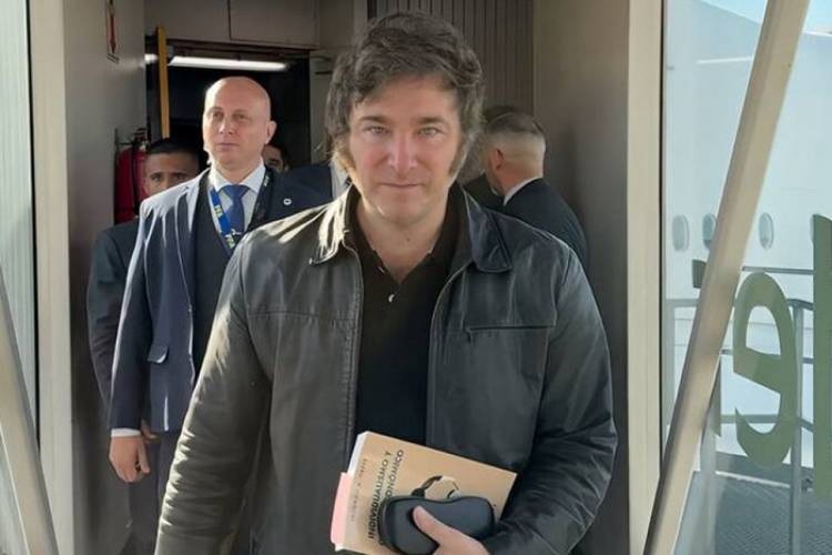 JAVIER MILEI VIAJÓ A ESTADOS UNIDOS EN BUSCA DE NUEVAS RELACIONES CARNALES