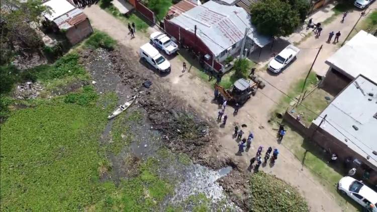 HALLARON UN CUERPO EN LA LAGUNA DE VILLA ODORICO E INVESTIGAN SI SE TRATA DE GUIDO SEBASTIÁN VALLEJOS