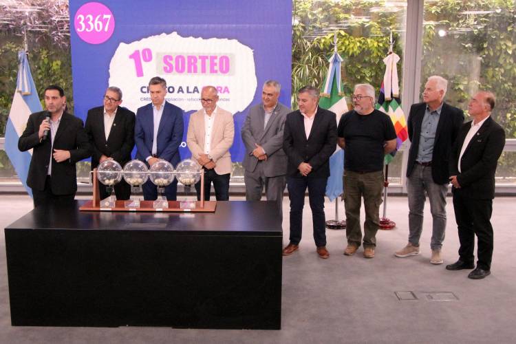 CHACO A LA OBRA: SE REALIZÓ EL SORTEO PARA QUE FAMILIAS CHAQUEÑAS REFACCIONEN y FINALICEN SUS VIVIENDAS