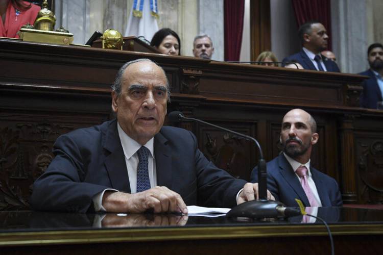 MILEI ABORTÓ SU PROPIA CONVOCATORIA A EXTRAORDINARIAS PARA EVITAR DERROTAS EN EL CONGRESO  