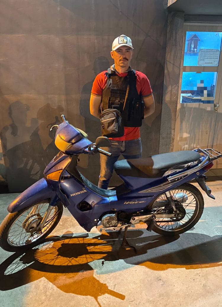 ABANDONÓ UNA WAVE AL VER EL CONTROL POLICIAL: ERA BUSCADA POR “SUPUESTO ROBO”