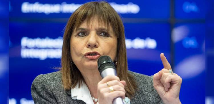 "OPORTUNISMO POLÍTICO": FUERTE RÉPLICA DE BULLRICH A VILLARRUEL POR LA DETENCIÓN DEL GENDARME EN VENEZUELA