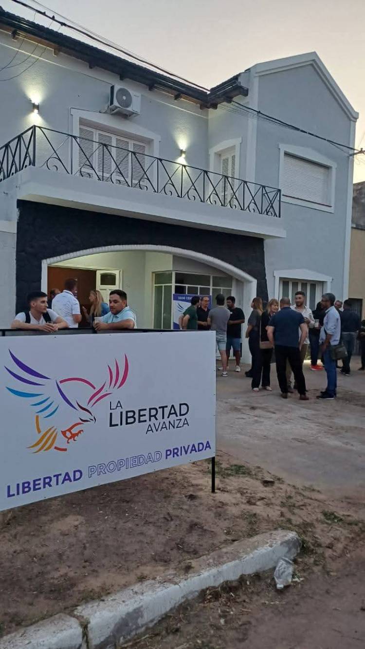 INAGURACION DE LA SEDE DE LA LIBERTAD AVANZA EN VILLA ANGELA