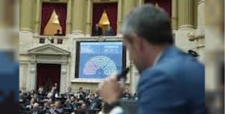 DIPUTADOS OPOSITORES CRITICAN PRORROGA DEL PRESUPUESTO 2025, QUE ES RECHAZADA DESDE EL OFICIALISMO